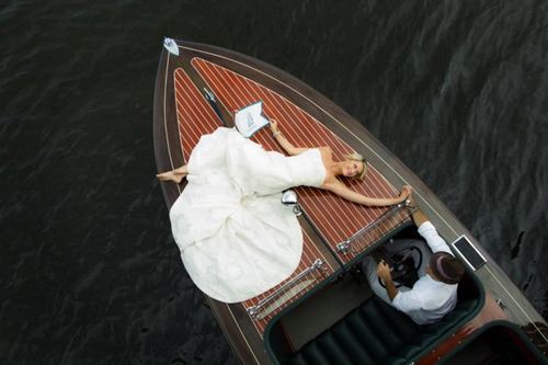 Bridal Photo Shoot - Riva Airiston, Classic Boat